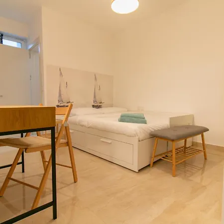 The Cozy Cove- Sea Steps Away Apartment *